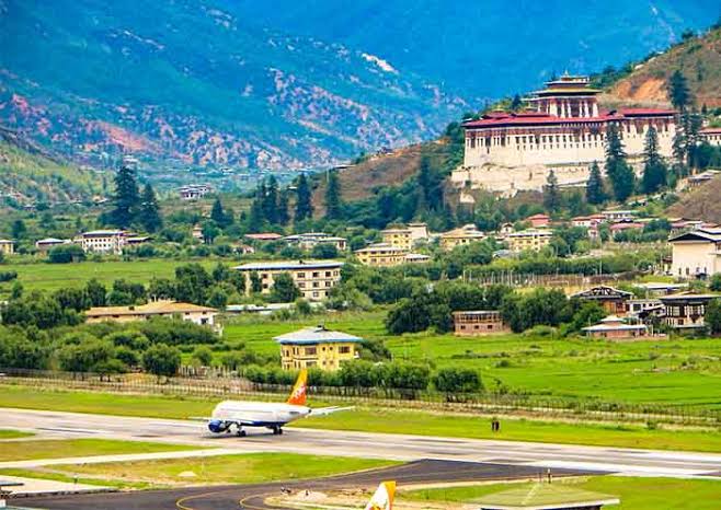 sightseeing place in  Bhutan visit  Travel Guide, Paro Valley, Thimphu Attractions, Punakha Dzong, Phobjikha Valley, Bumthang Monasteries, Dochula Pass Bhutan